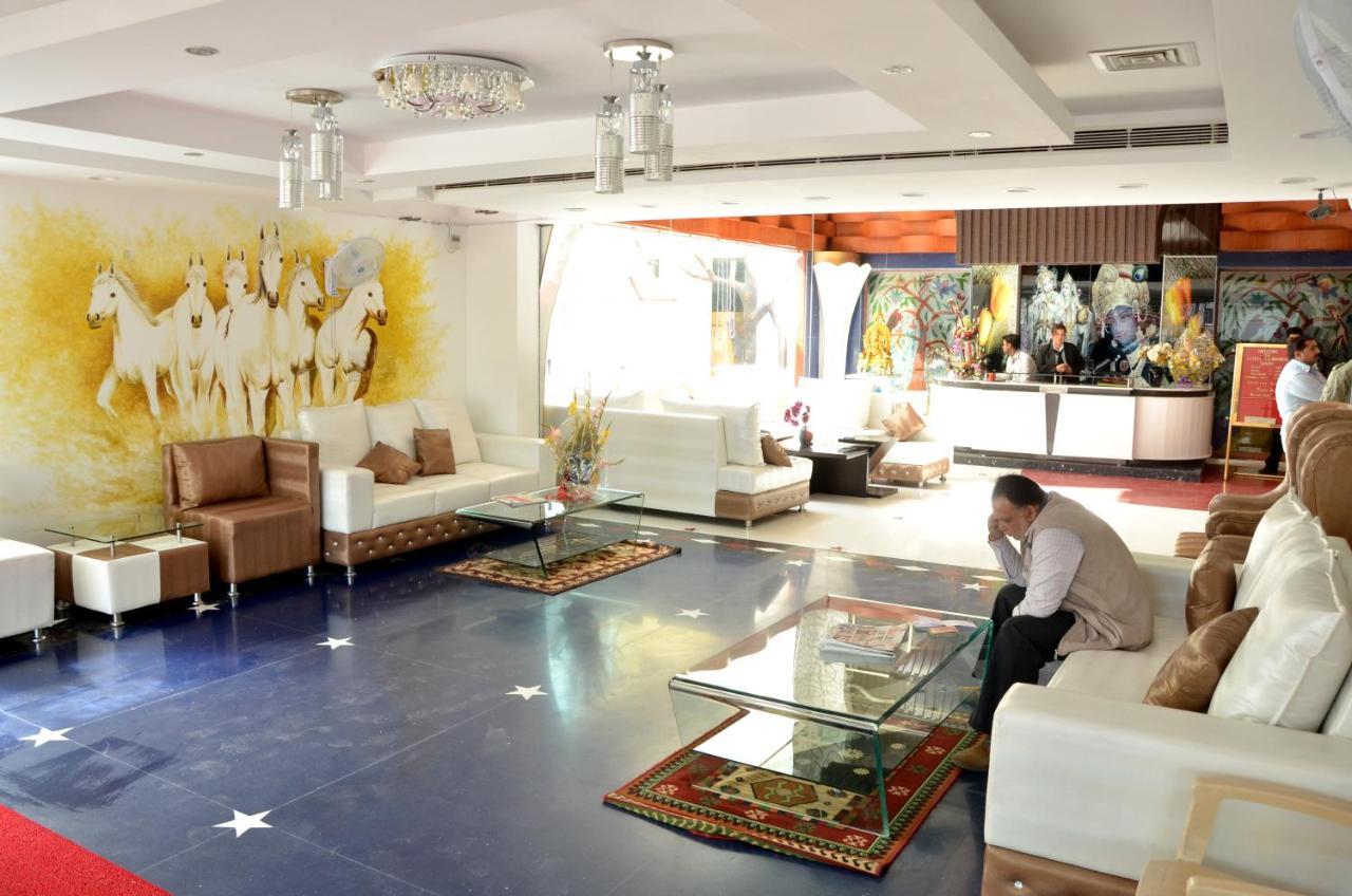 הרידוואר Hotel Raj Mandir מראה חיצוני תמונה