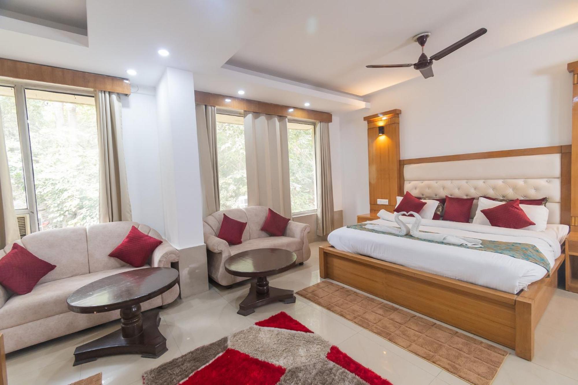 הרידוואר Hotel Raj Mandir מראה חיצוני תמונה