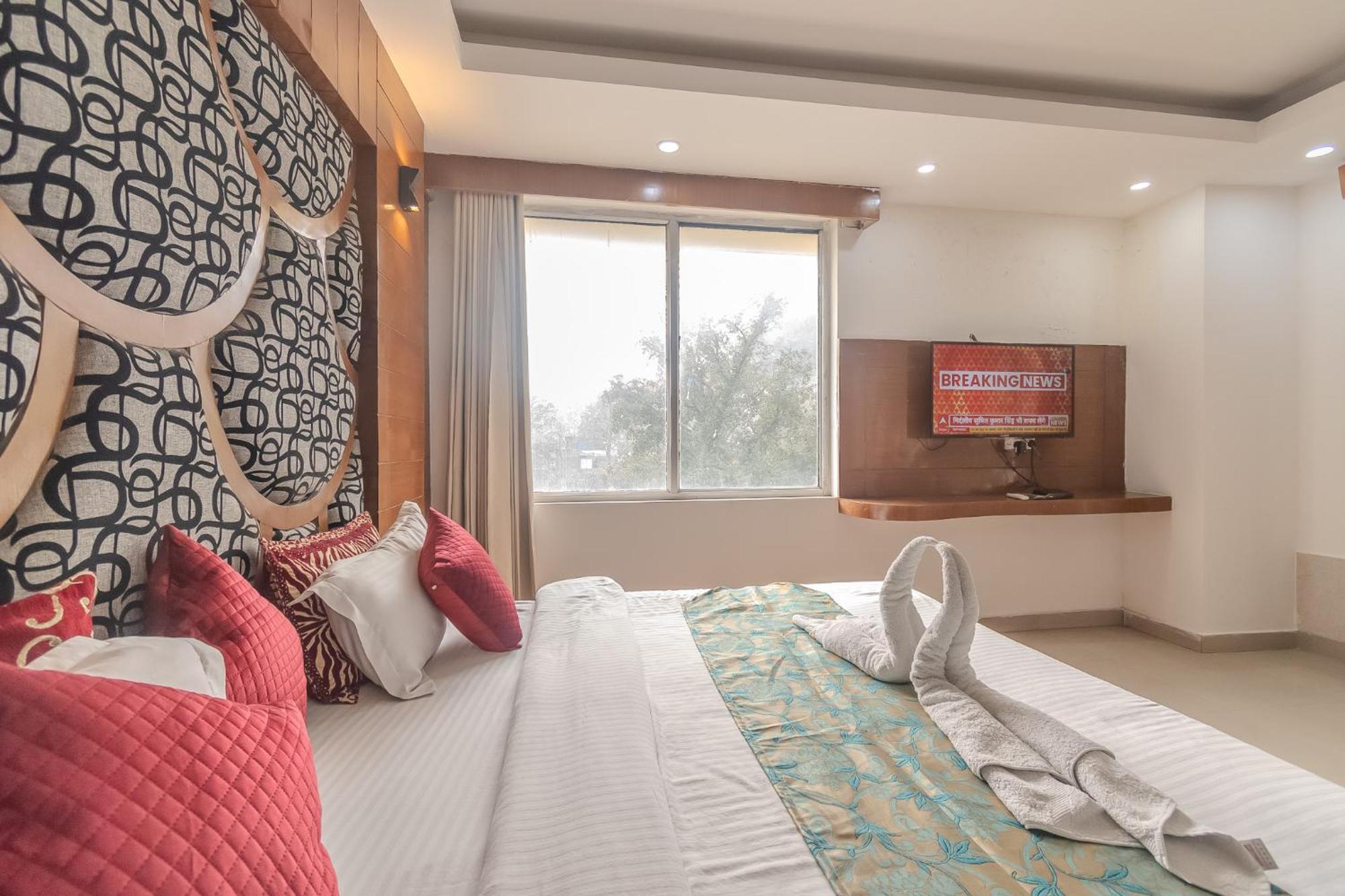 הרידוואר Hotel Raj Mandir מראה חיצוני תמונה