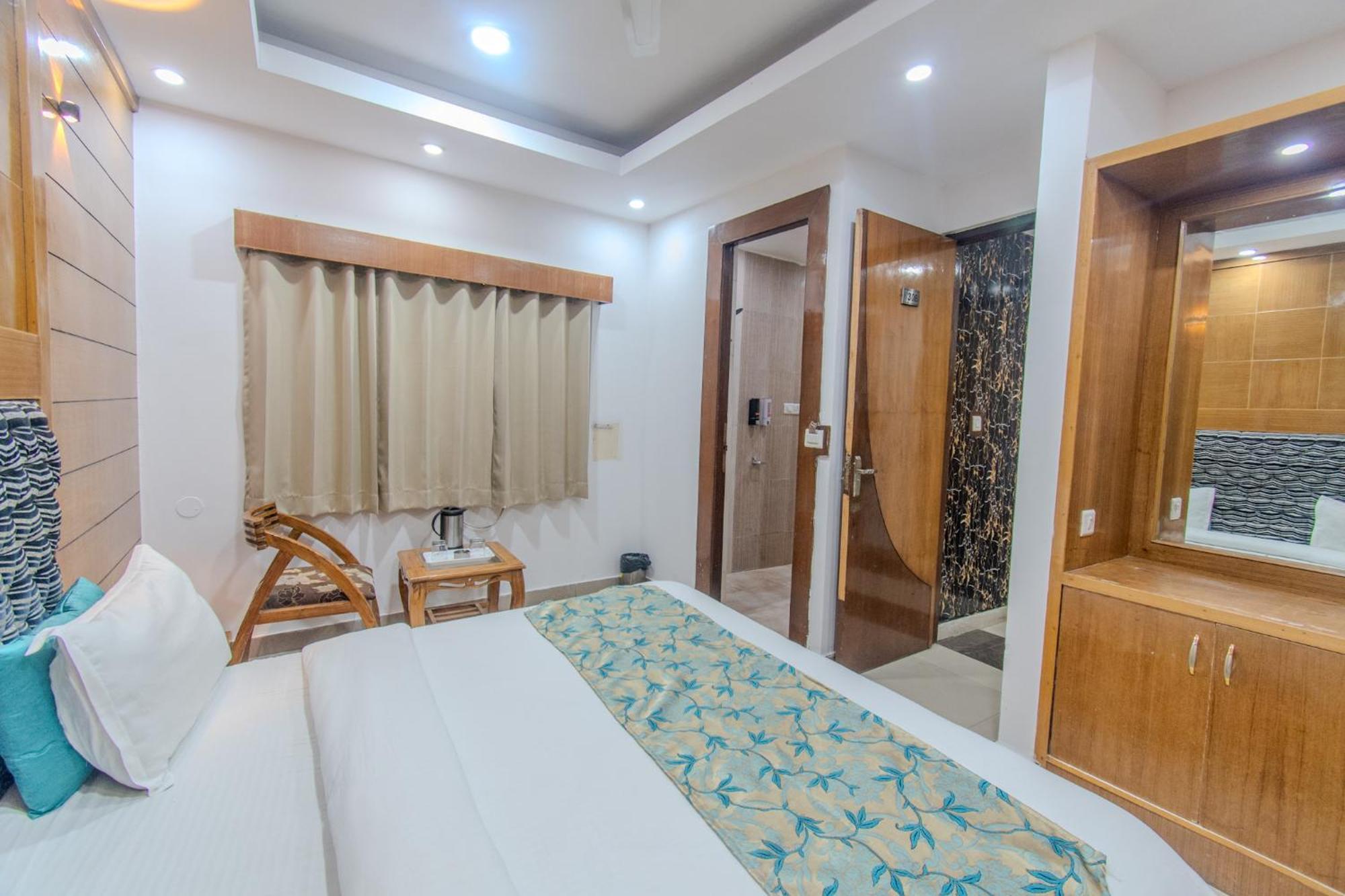 הרידוואר Hotel Raj Mandir מראה חיצוני תמונה