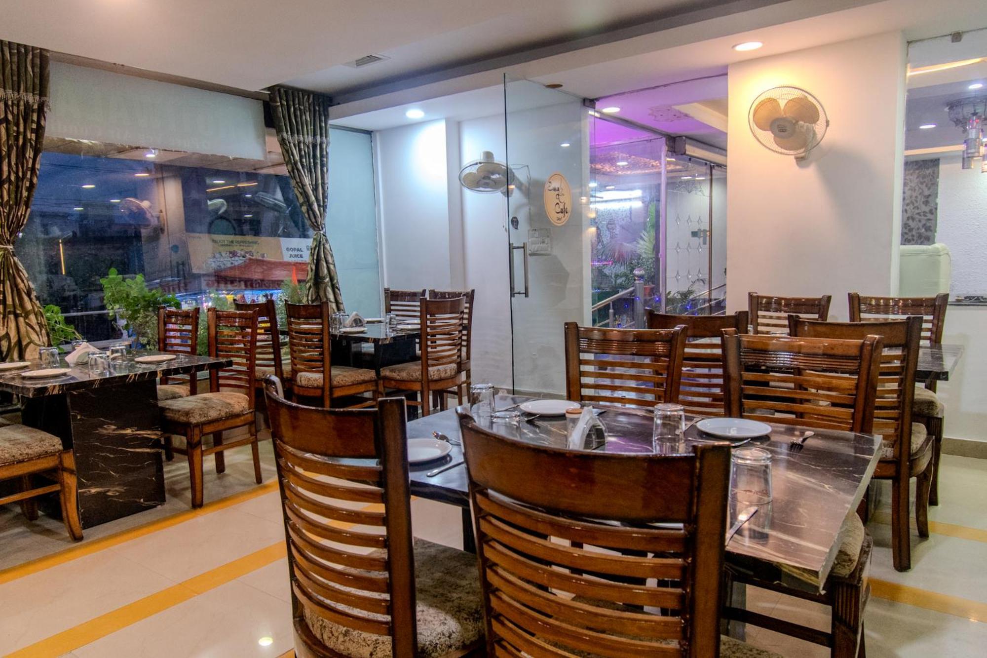 הרידוואר Hotel Raj Mandir מראה חיצוני תמונה