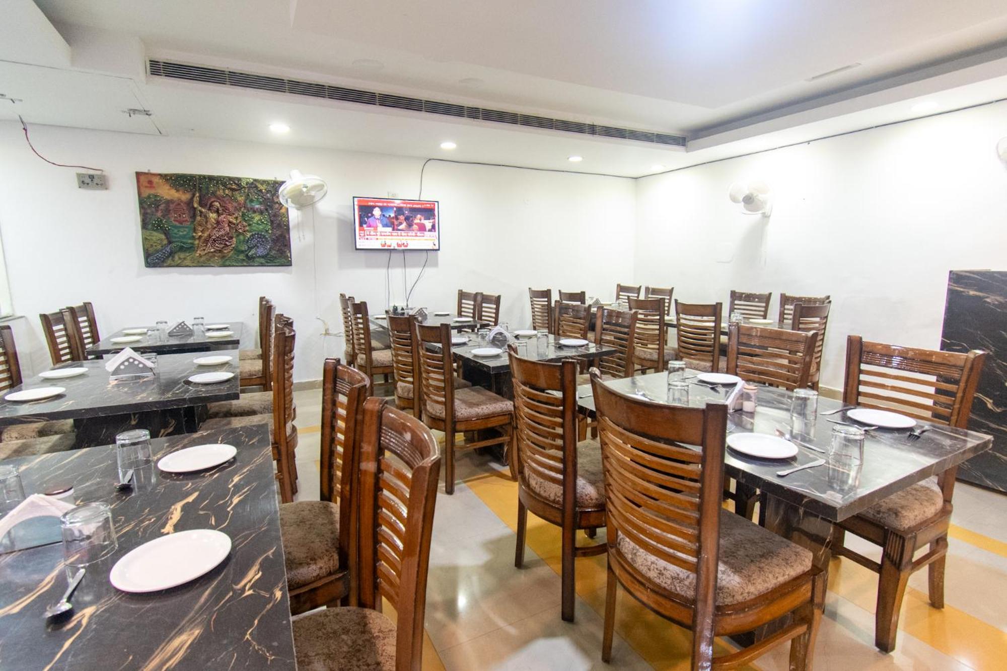הרידוואר Hotel Raj Mandir מראה חיצוני תמונה