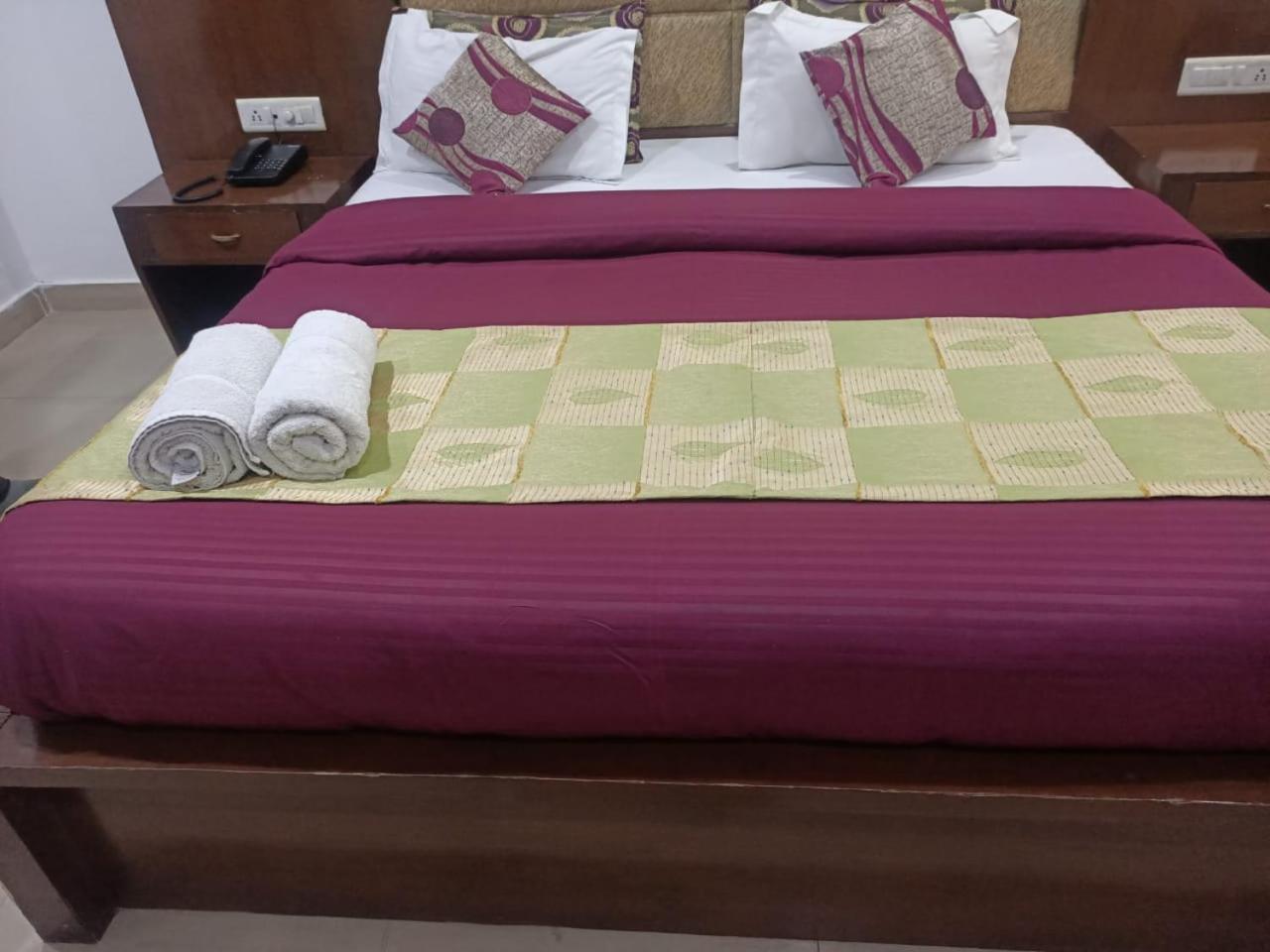 הרידוואר Hotel Raj Mandir מראה חיצוני תמונה