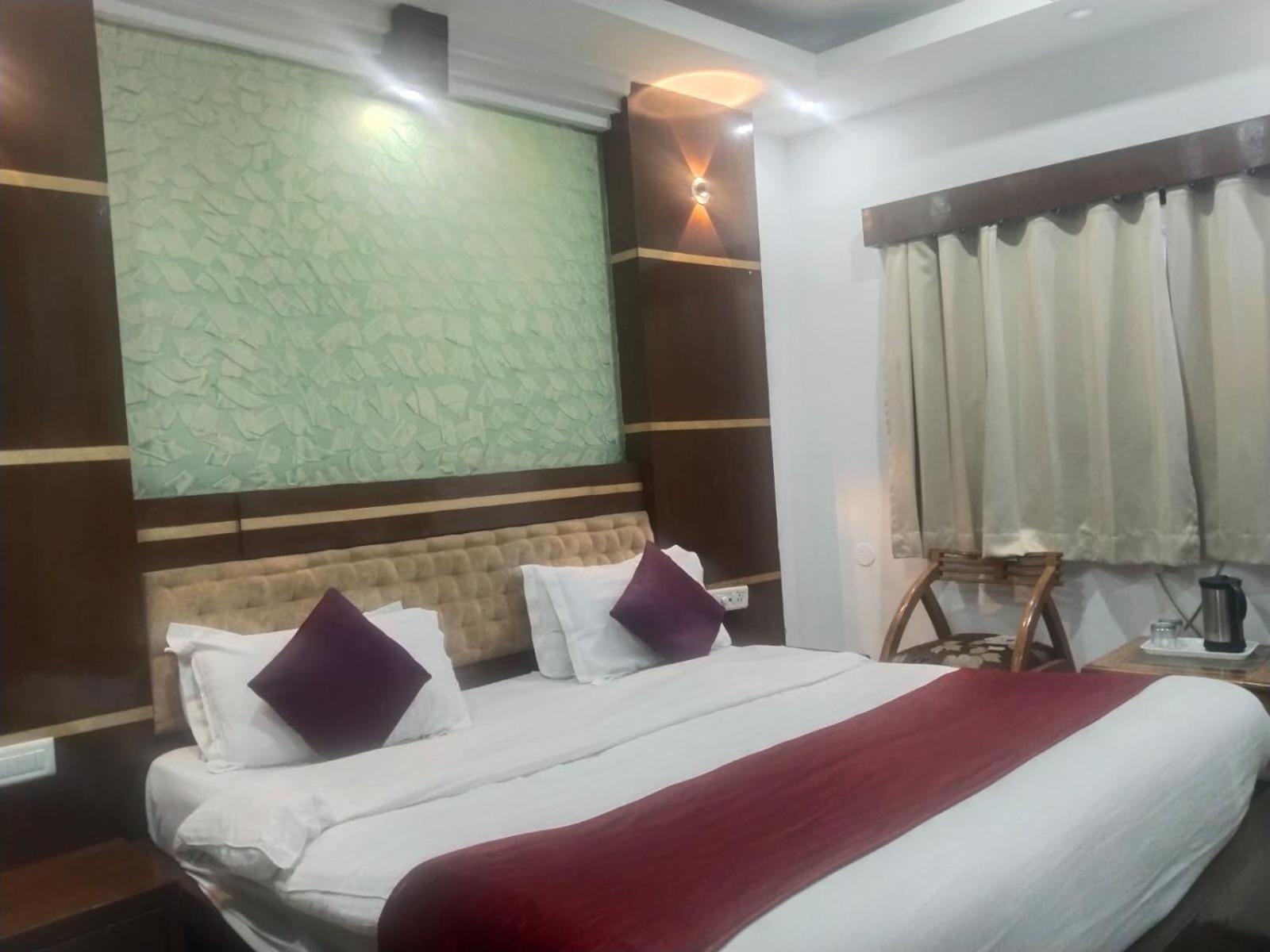 הרידוואר Hotel Raj Mandir מראה חיצוני תמונה